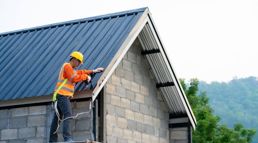 Professional residential roofers in Knox, IN